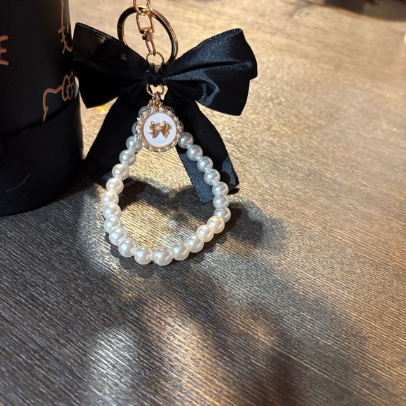 Stanley Black Tumbler with Rose-Gold Hello Kitty Accents - Picture 3 of 10